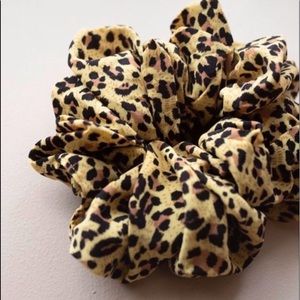 Yellow cheetah oversized hair scrunchie
